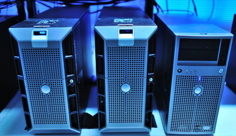 Can Windows Servers Match Linux In Hosting Power? Discover How