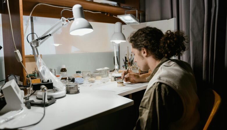 Best Dedicated Server Providers for Small Businesses: Which Wins?